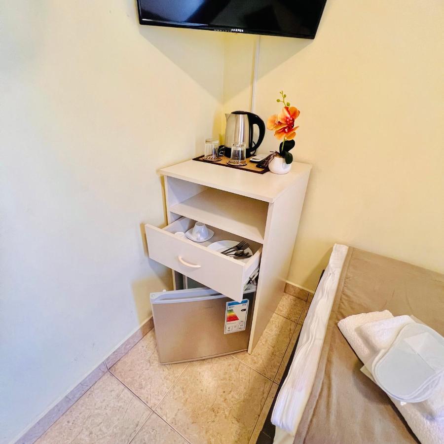 Marnar Hotel Yerevan Bagian luar foto