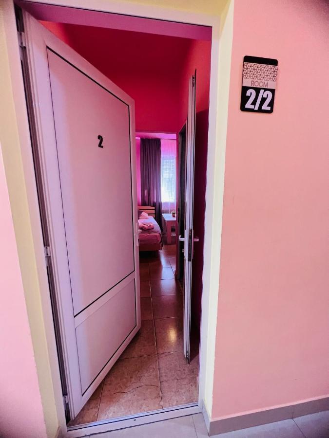 Marnar Hotel Yerevan Bagian luar foto