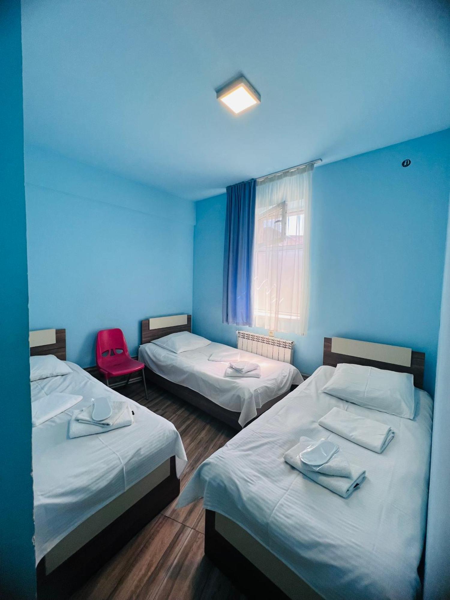 Marnar Hotel Yerevan Bagian luar foto